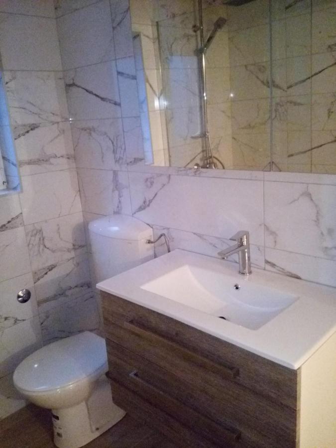 Apartmani Mira Vir Exterior photo
